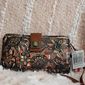 NWT SAKROOTS SEAFOAM FLOWER POWER